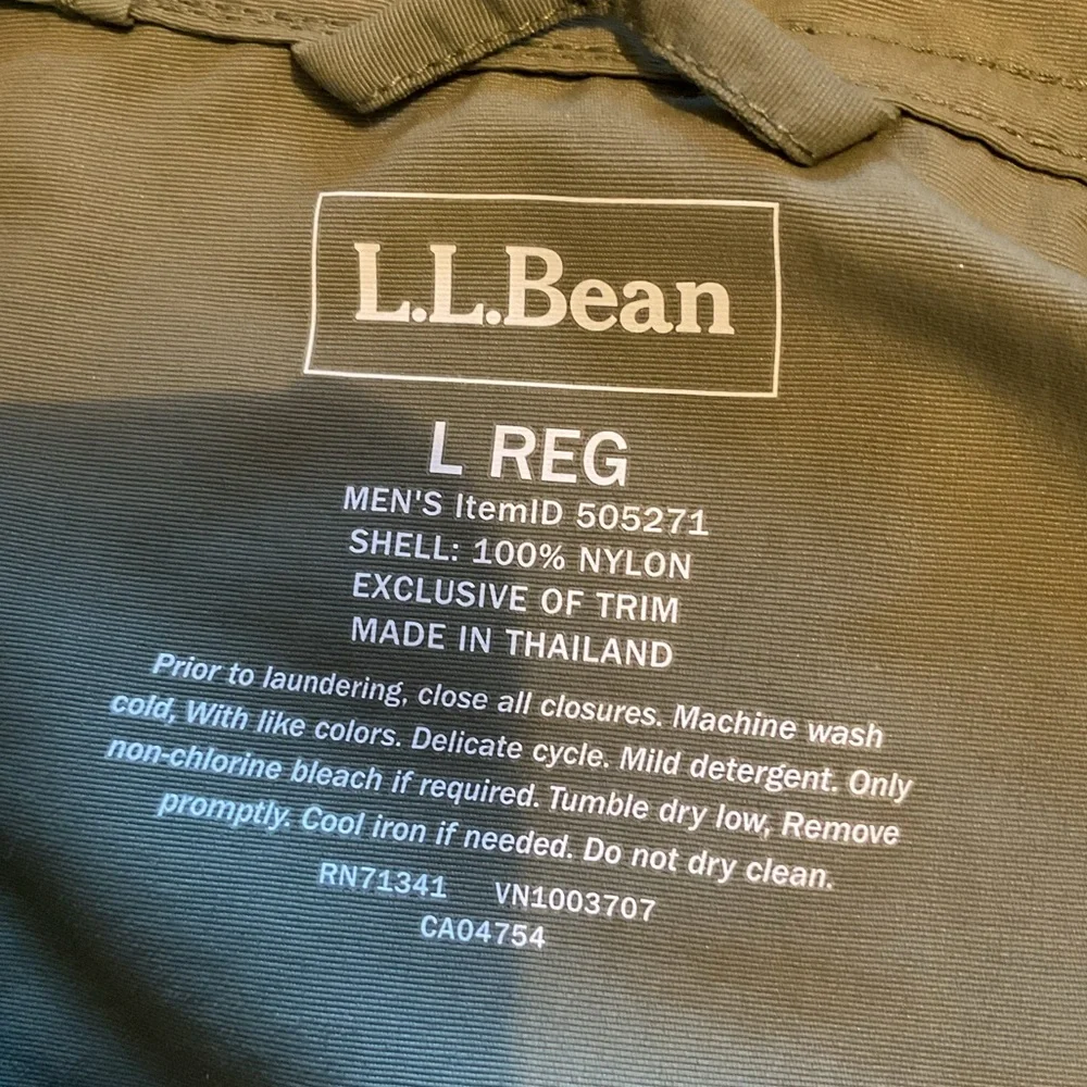 L.L. Bean Mountain Classic Multi-Color Hooded Anorak - Picture 6 of 16